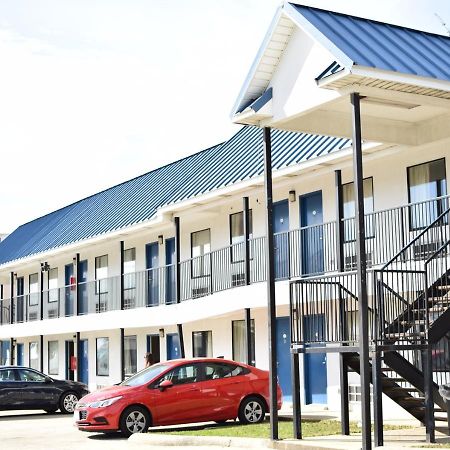 Bayfront Inn Biloxi Eksteriør billede